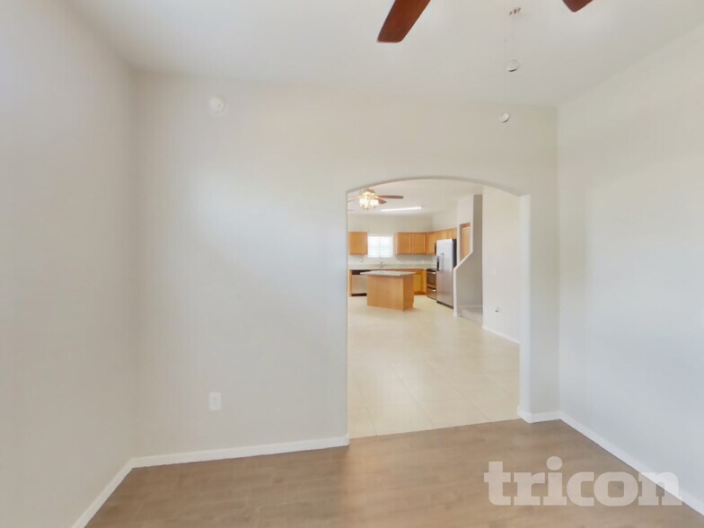 Building Photo - 17365 N Cave Creek Rd