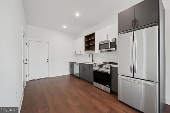 Building Photo - 501 Washington Ln