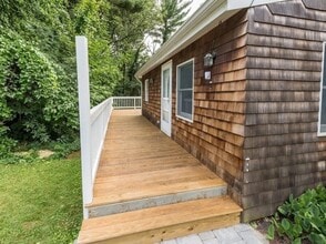 Building Photo - 3 Hickory Ln