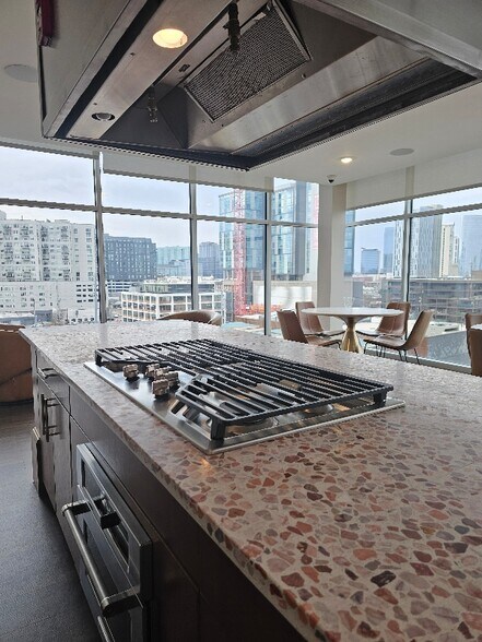 Building Photo - 700 Craighead St