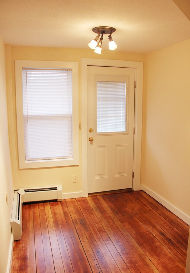 Building Photo - 63 Peru St