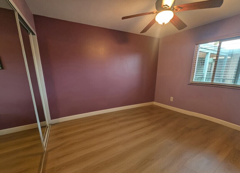 Building Photo - 3259 Bramson Pl