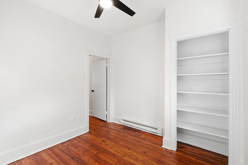 Building Photo - 2528 S 63rd St