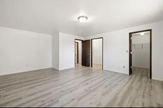 Building Photo - Elegant 4-Bedroom Home on a Corner Lot in ...