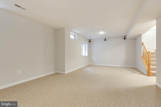 Building Photo - 6311 Stockbridge Overlook Ct