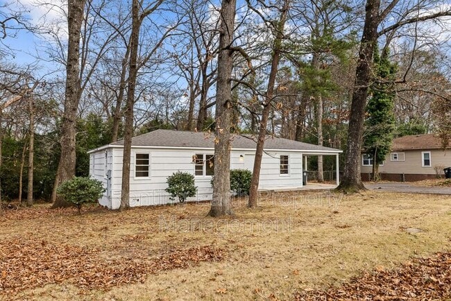 Building Photo - 933 T St