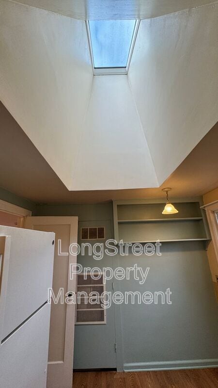 Building Photo - 1137 NW 13th St