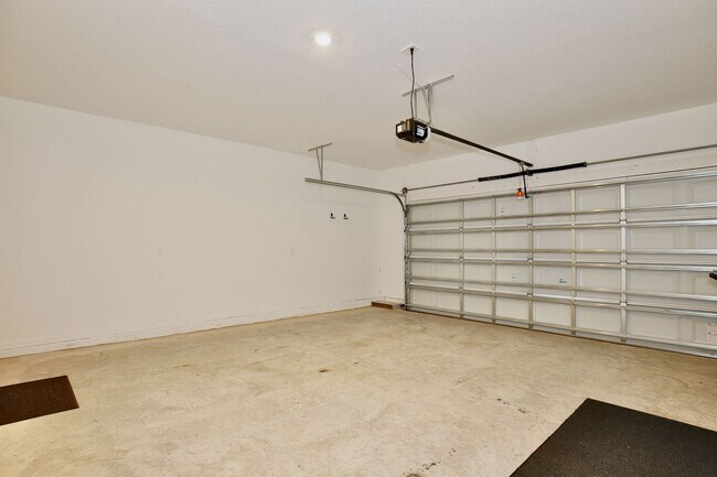 Building Photo - 5187 Loyalty Dr