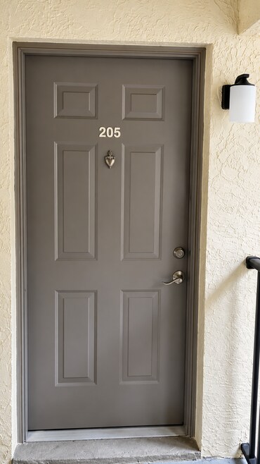 Building Photo - 677 Trace Cir