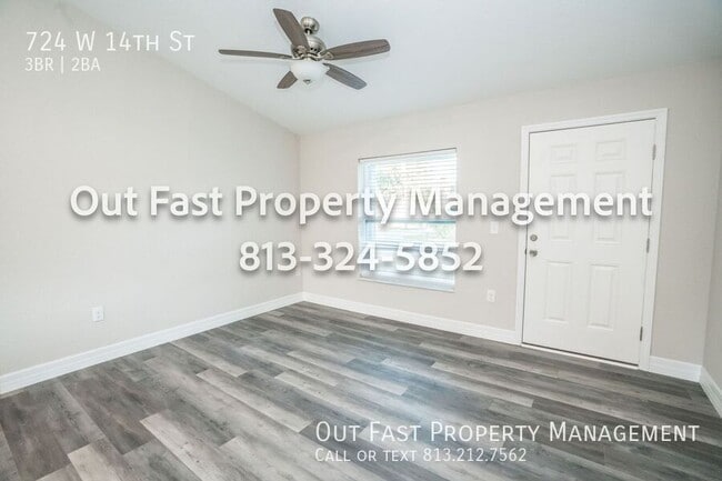 Building Photo - 724 W 14th St