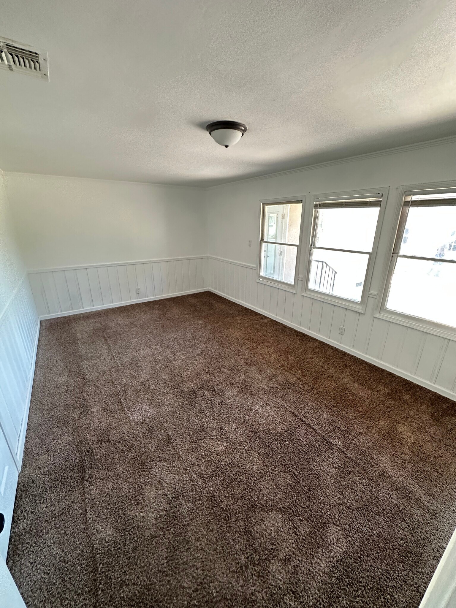 Building Photo - 135 A St