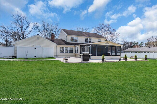 Building Photo - 22 Collingwood Rd