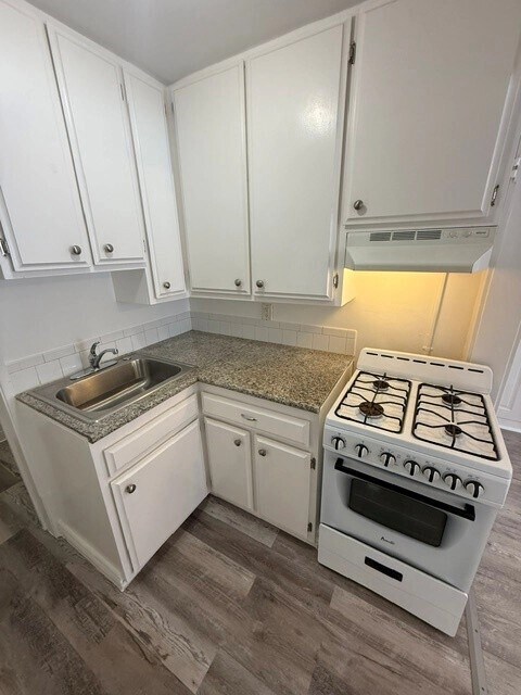 Interior Photo - 26 Westminister Avenue,
