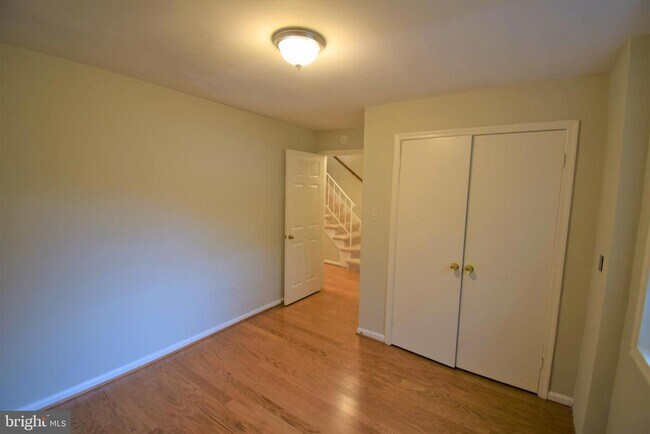 Building Photo - 8243 Cedar Landing Ct