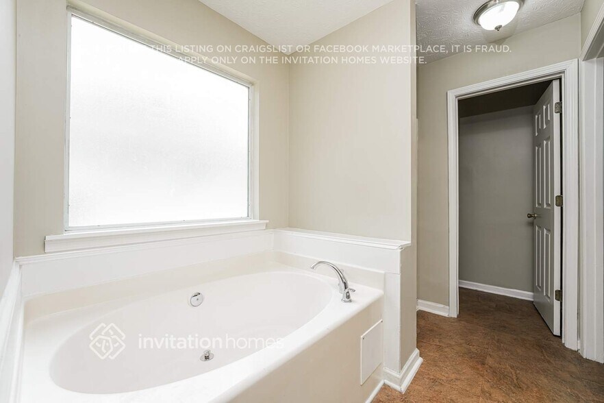 Building Photo - 1346 Haynes Trace Ct SW