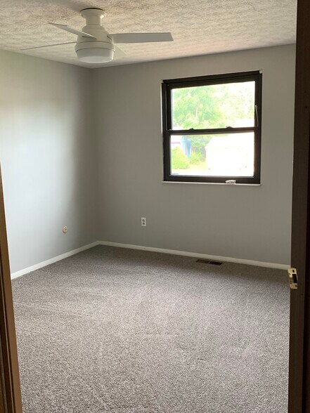 Building Photo - 6589 Arborg Ct