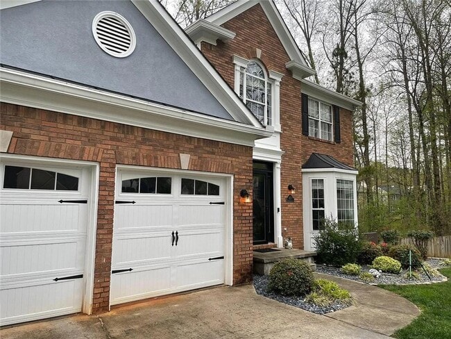 Building Photo - 615 Tammany Pointe