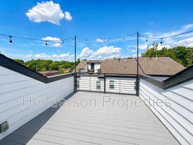 Building Photo - 3008 Oak Landing Dr