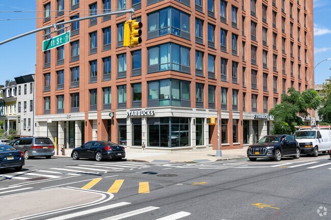 Building Photo - 237eleventh