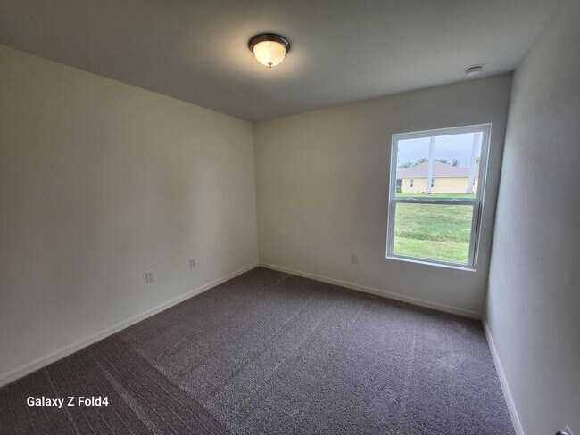 Building Photo - 3424 E Gator Cir