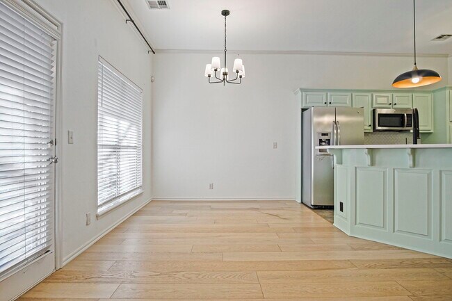 Building Photo - 2708 NW 170th Terrace