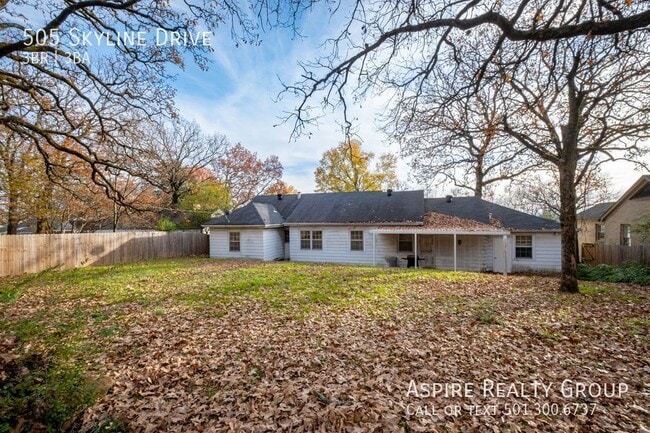 Building Photo - 505 Skyline Dr