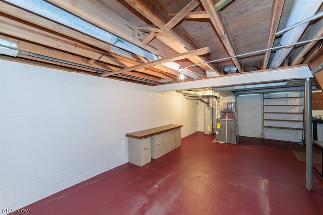 Building Photo - 33403 Cromwell Dr