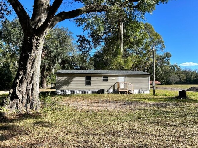 Building Photo - 787 Gillen St