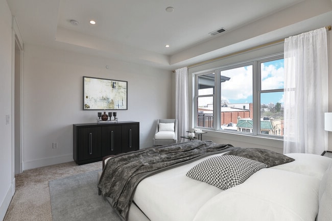 Unit 209 Primary - Residences at One Highland