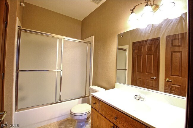 Building Photo - 401 Pine Haven St