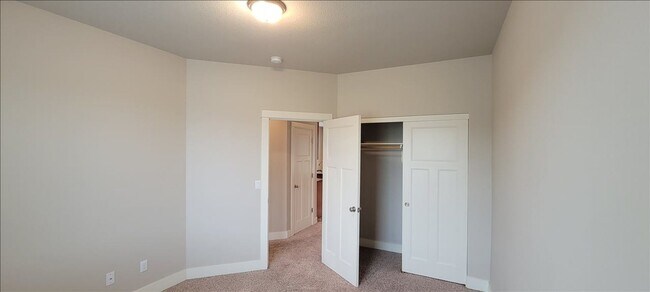 Building Photo - 1299 N Oklahoma Pl