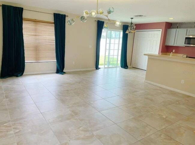Building Photo - 15255 Harrowgate Way