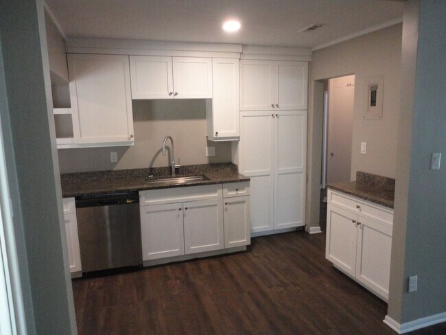 Building Photo - 401 NW 36th Ter
