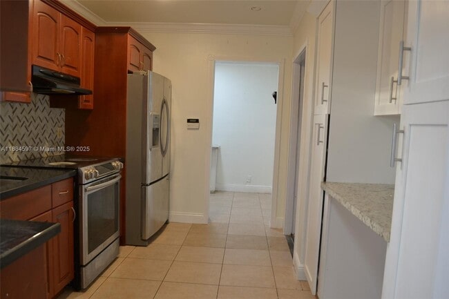 Building Photo - 3501 NW 14th Terrace