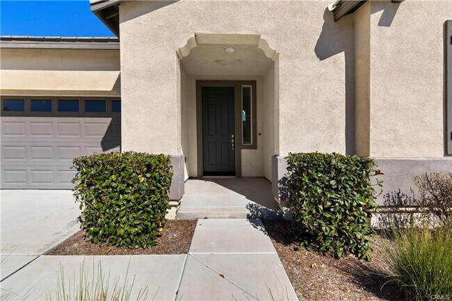 Building Photo - 2022 Built 4 bedroom WILDOMAR home for LEASE!