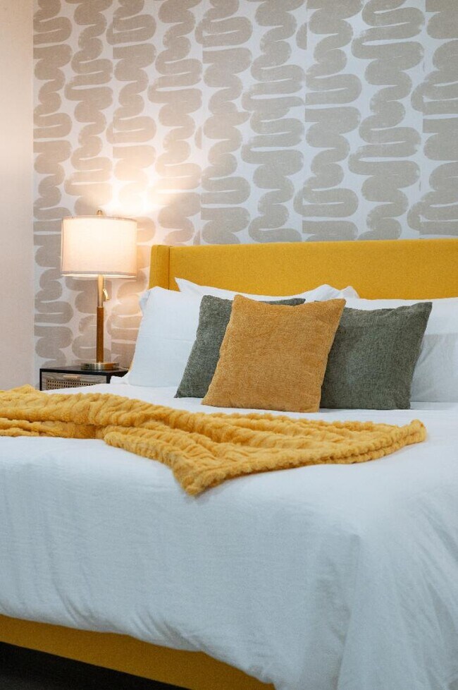 Building Photo - 1775 Harbor Rd