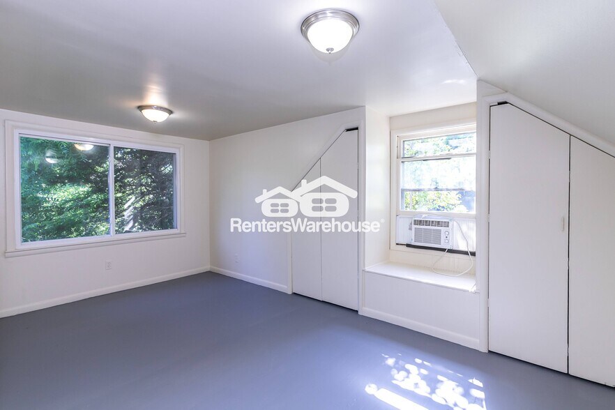 Building Photo - 7707 E 50th Terrace