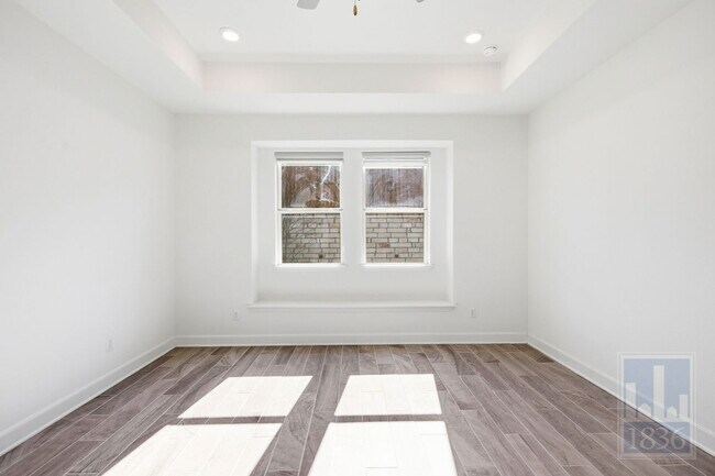 Building Photo - 19312 Fernando Trl