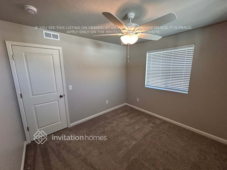 Building Photo - 379 Kanab Crk Dr