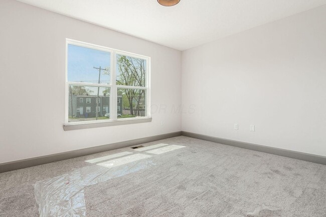 Building Photo - 1448 Wendell Ave