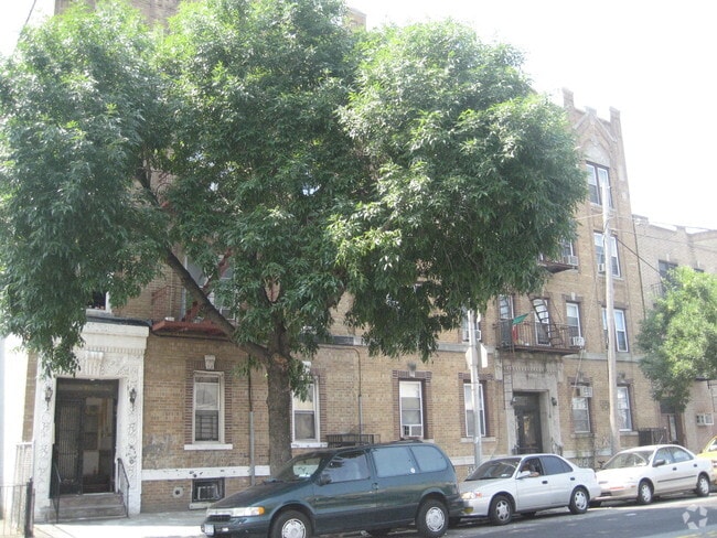Building Photo - 110 Avenue C