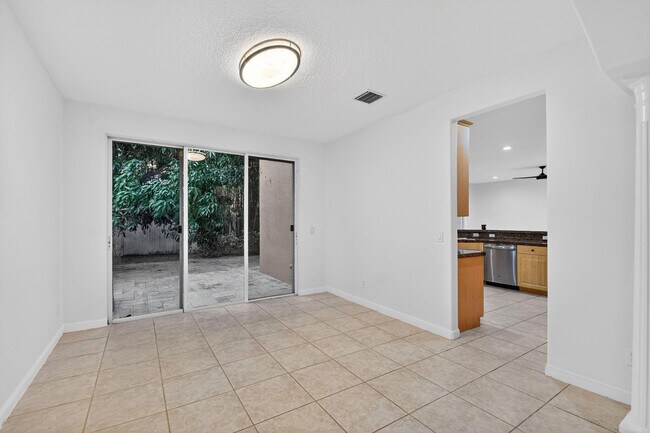 Building Photo - 4795 S Classical Blvd
