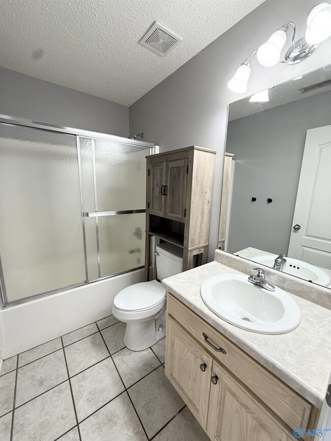 Building Photo - 230 Bonaire Dr