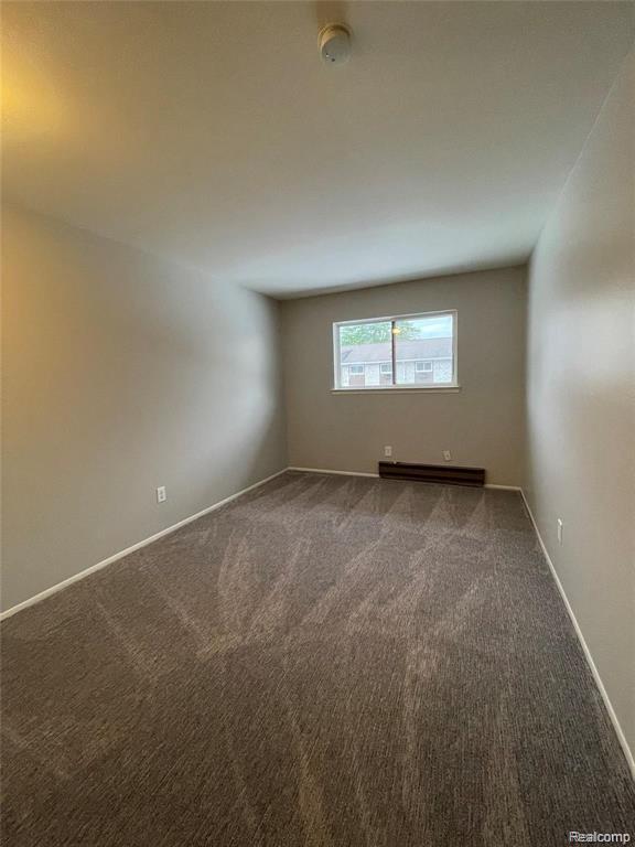 Building Photo - 7550 Woodview St