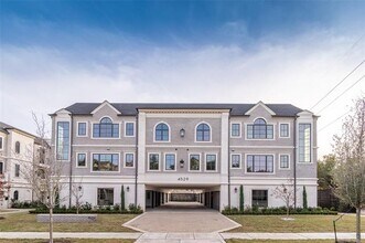 Building Photo - 4525 Emerson Ave