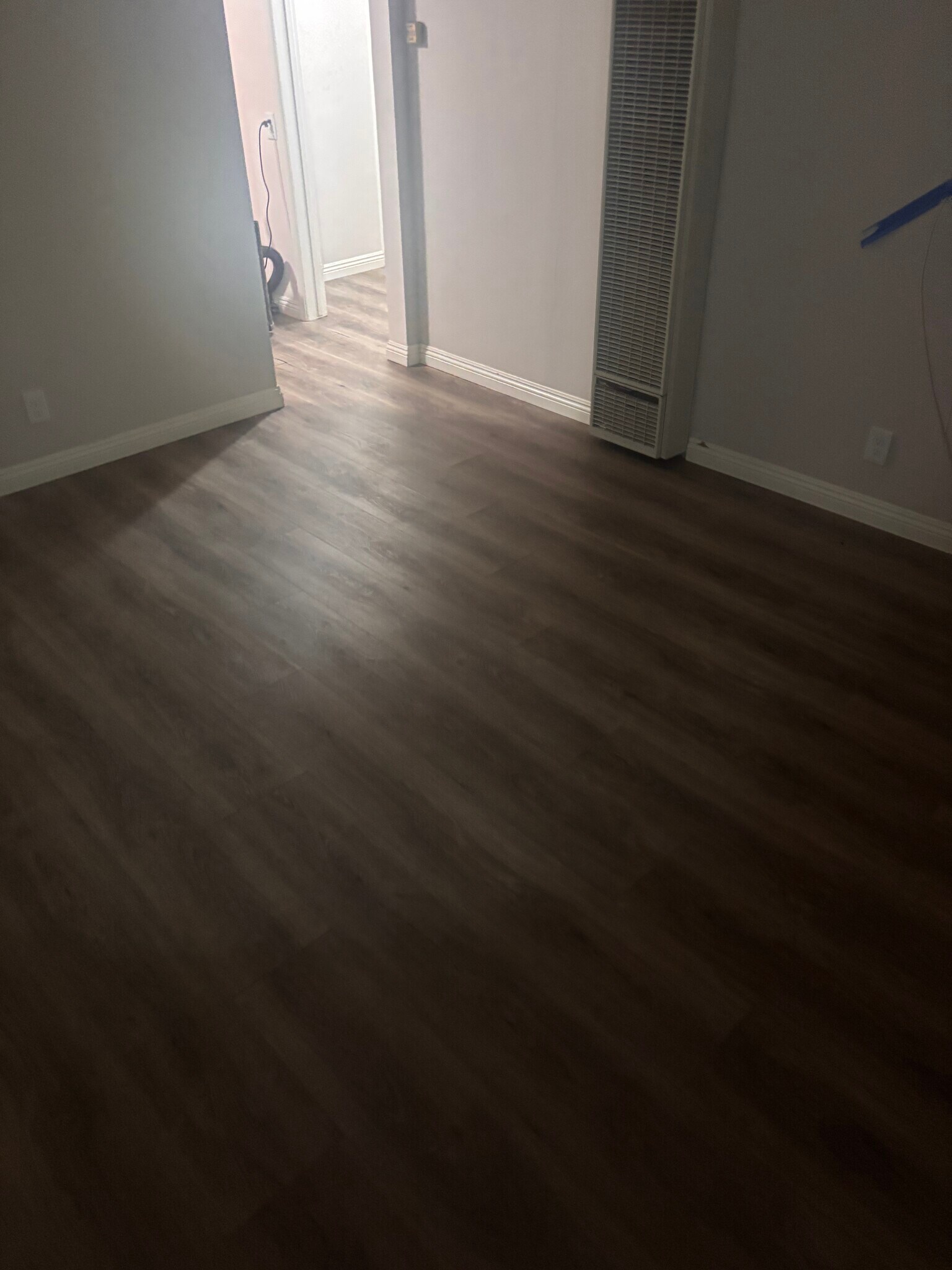 Building Photo - 3059 E 5th St