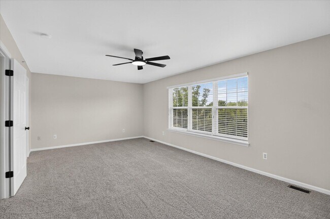 Building Photo - 379 Cherry Orchard Rd