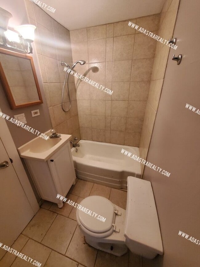 Building Photo - Charming 2 Bedroom Bungalow in WALDO-Avail...