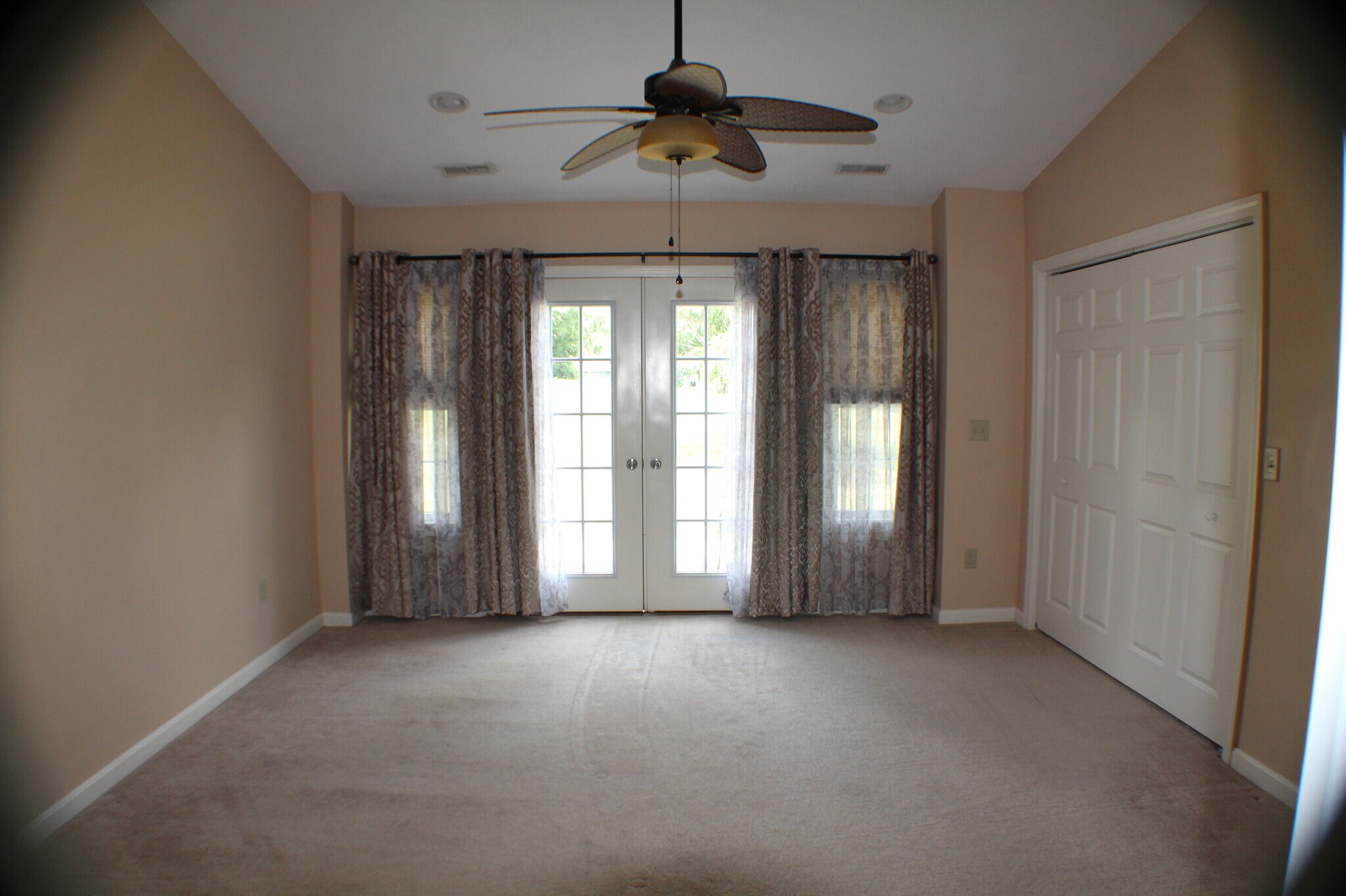 1st Floor Bedroom - 11B Abigail Dr