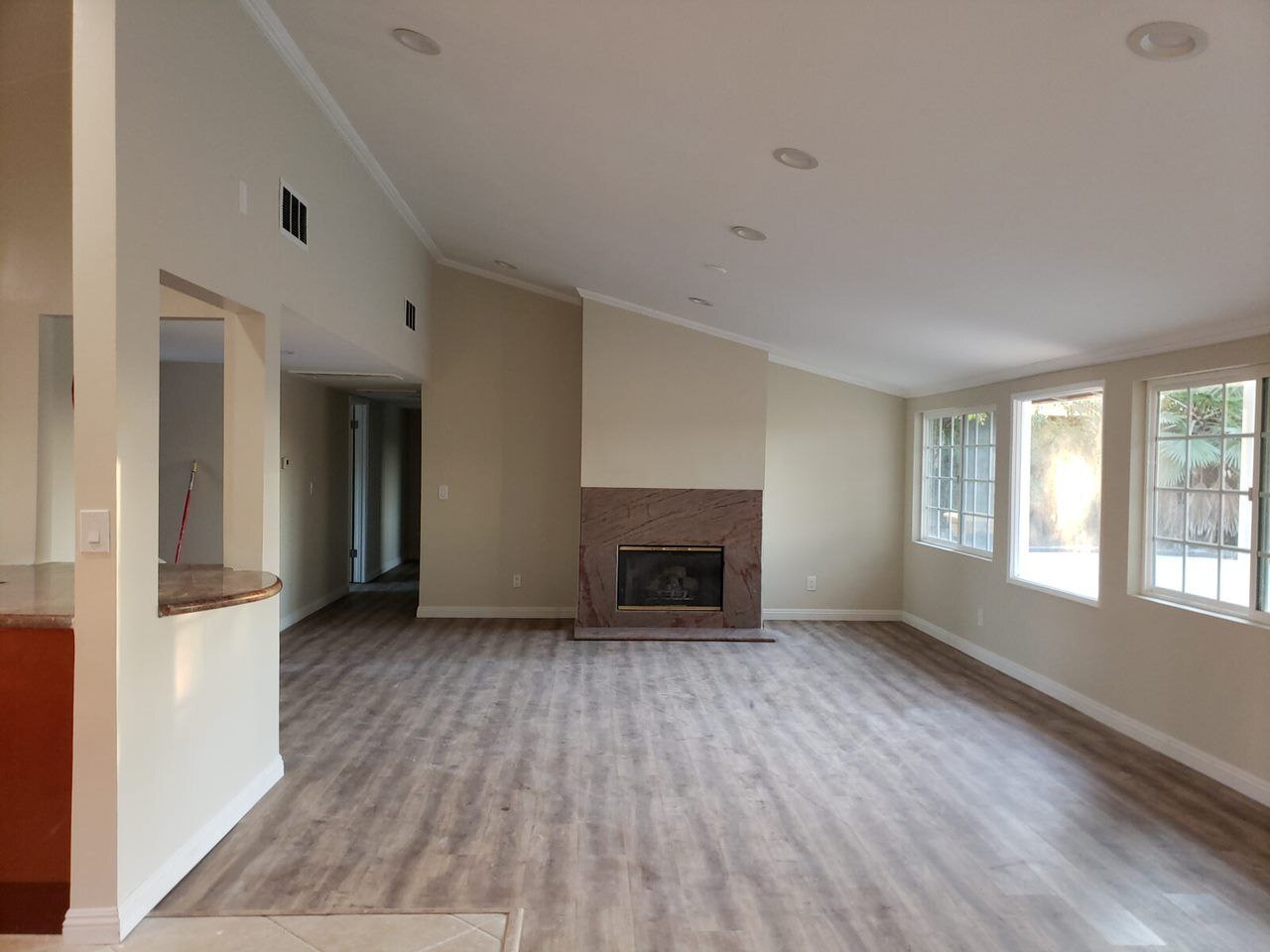 Building Photo - 5853 McDonie Ave